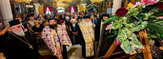 Από τα Ιεροσόλυμα στο Ναύπλιο: Ουρές για την εικόνα της Παναγίας του Όρους των Ελαιών – Με λαμπρότητα η υποδοχή στον ναό Ευαγγελιστρίας – Δείτε βίντεο και φωτογραφίες