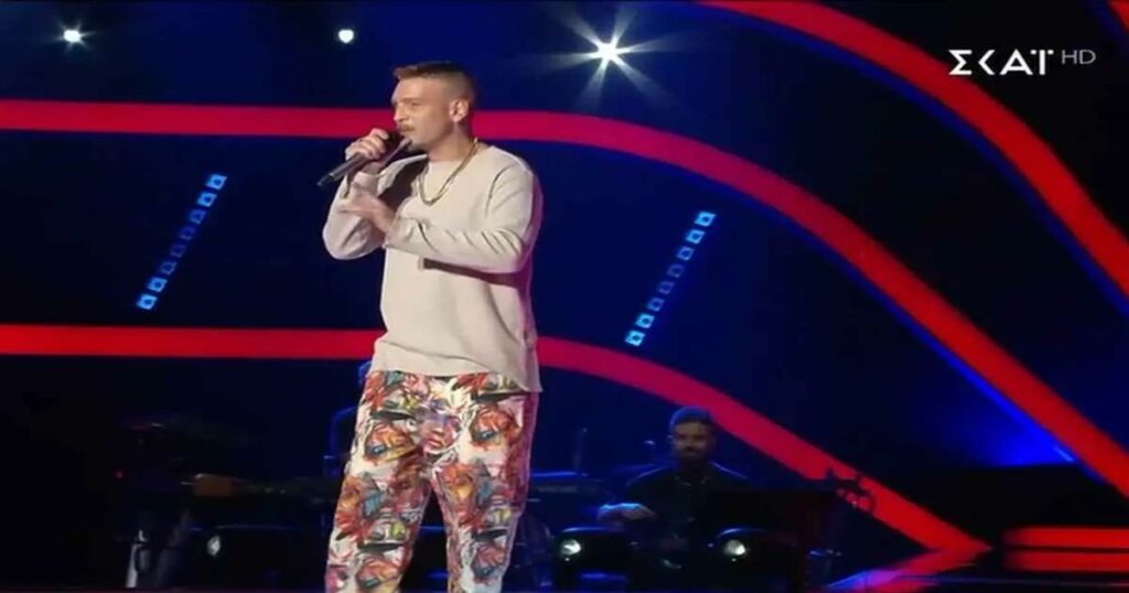 The Voice: Ο εγγονός του Γιώργου Ζαμπέτα ανέβηκε στη σκηνή και εντυπωσίασε με το «Μάλιστα κύριε» (video)